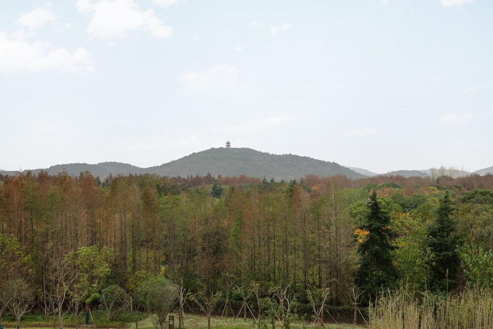 Уси: Courtyard Wuxi Lihu Lake