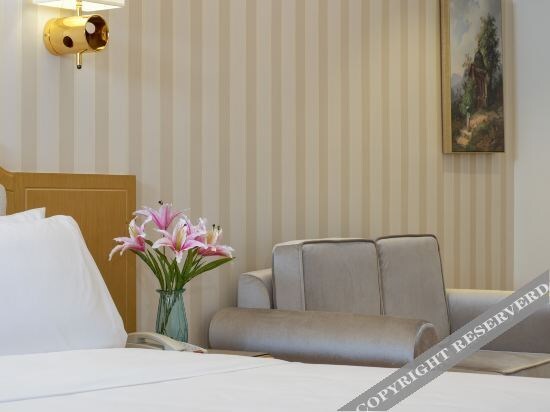 Вэйфан: Vienna 3 Best Hotel (Weifang Linqu)