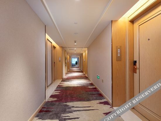 Шаоян: Vienna Hotel (Longhui Bus Terminal)