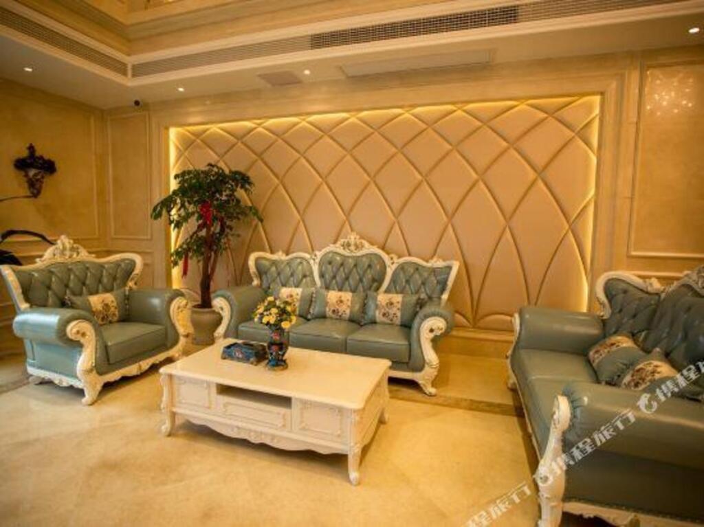 Ичан: Vienna Hotel