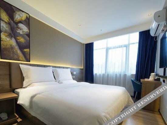 Дэян: 7 Days Premium Hotel (Deyang Wuzhou Square store)