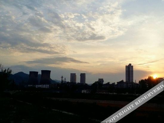 Баоцзи: jindaxiang Express Hotel (Baoji Jiangtan Road Store)