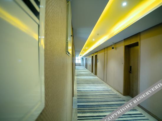 Джимисар: Sa'er Haowei International Hotel