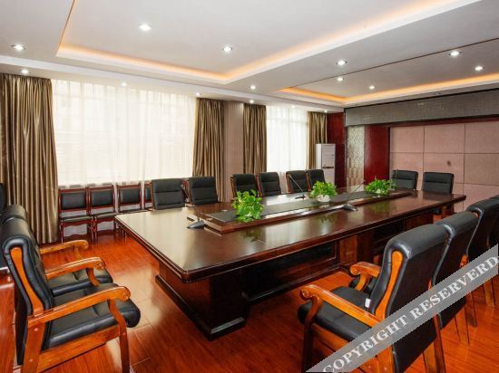 Ичан: Xingshan Haitian Hotel