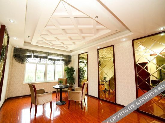 Ичан: Xingshan Haitian Hotel