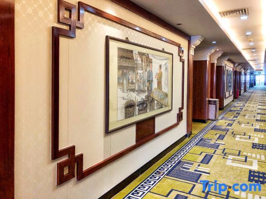 Янгиианг: Shibazi Hotel