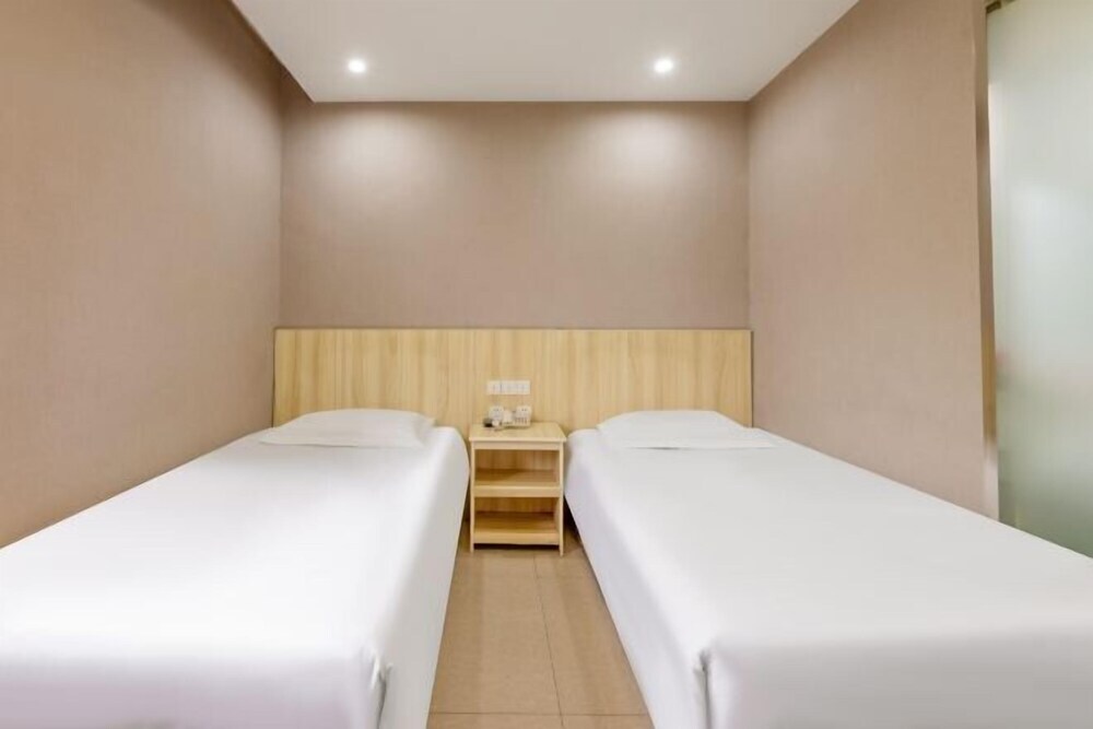 Лянфан: More Joy Express Hotel