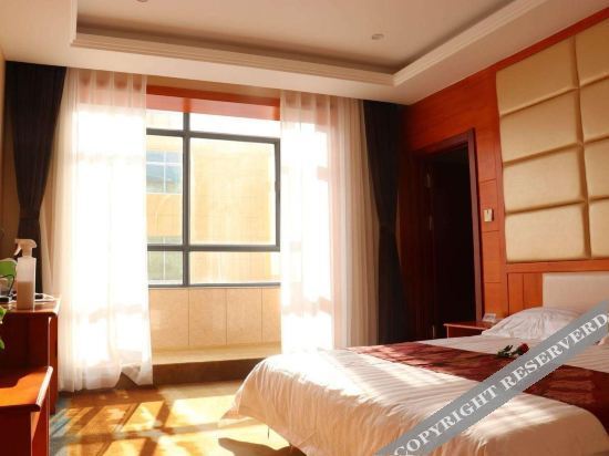 Тунляо: Naimanqi Shuiyunjian Business Hotel