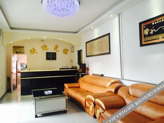Сяньян: Xunyi cinema business hotel