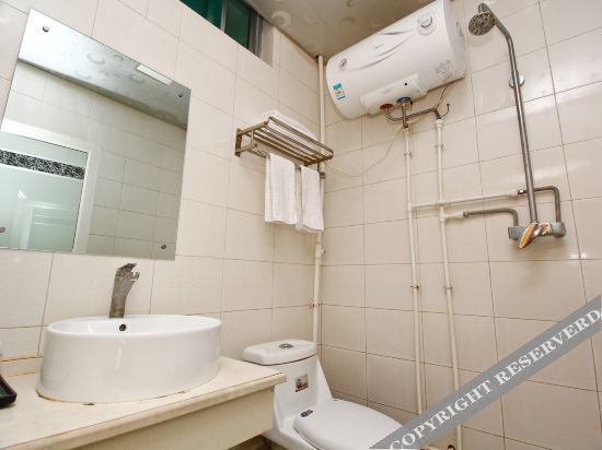 Сяньян: Xunyi cinema business hotel