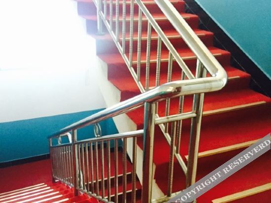 Сяньян: Xunyi cinema business hotel