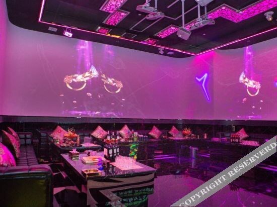 Цюаньчжоу: Nature Four Seasons Hotel (Quanzhou Luojiang Shuangyang Branch)