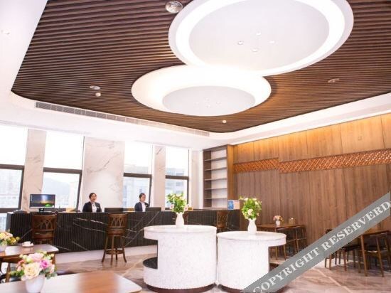 Цюаньчжоу: Nature Four Seasons Hotel (Quanzhou Luojiang Shuangyang Branch)