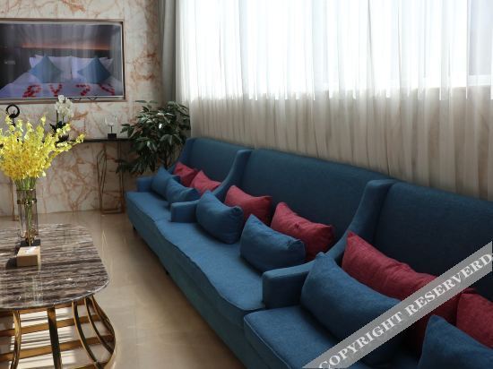 Циндао: Ruiya Zhongyi Hotel