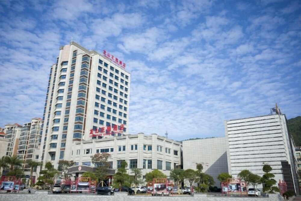 Lianshan: Lian Shan Longshan Garden Hotel
