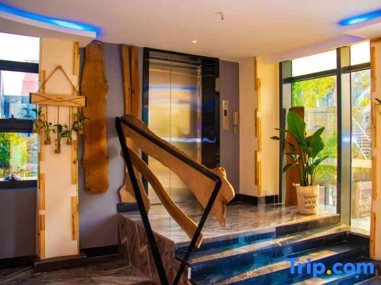 Циньчжоу: Huaijia Art Hotel