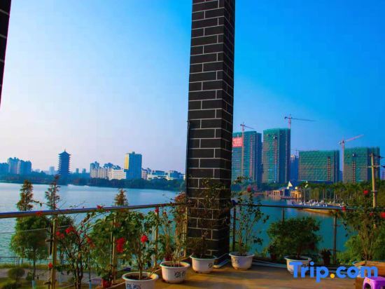 Циньчжоу: Huaijia Art Hotel