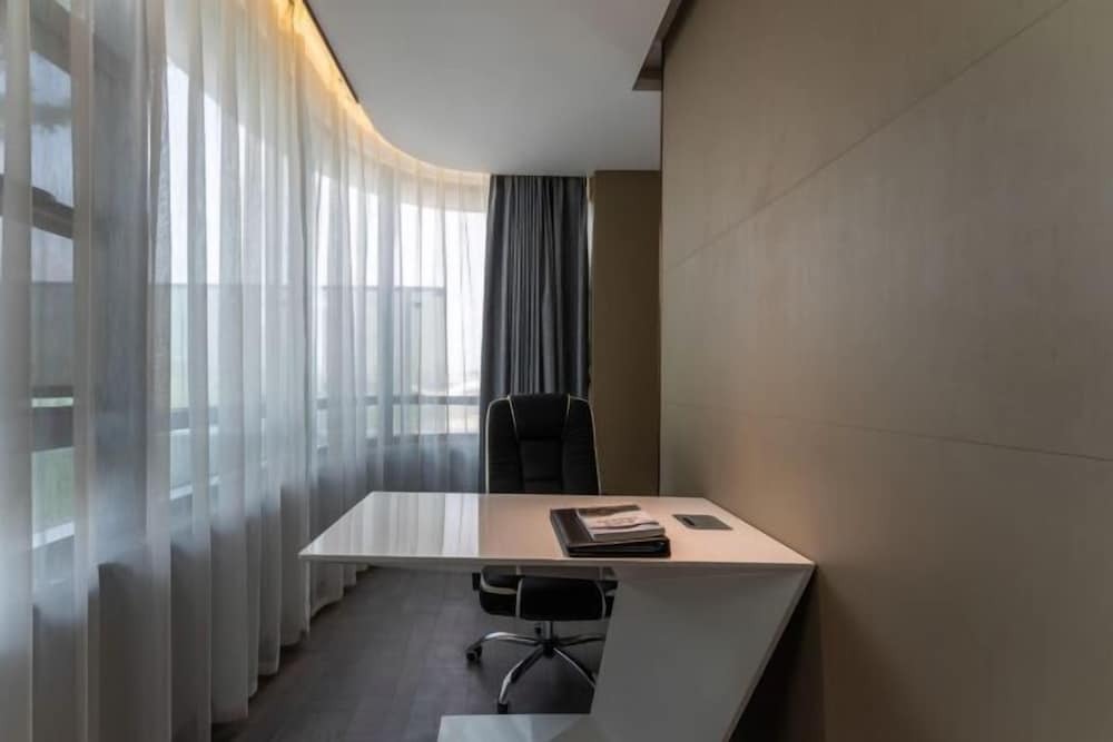 Шиянь: Danjiangkou Guanlan International Hotel