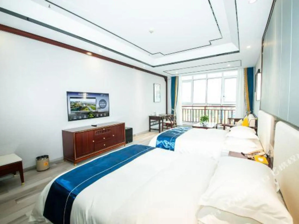 Ибинь: Longchen Hotel
