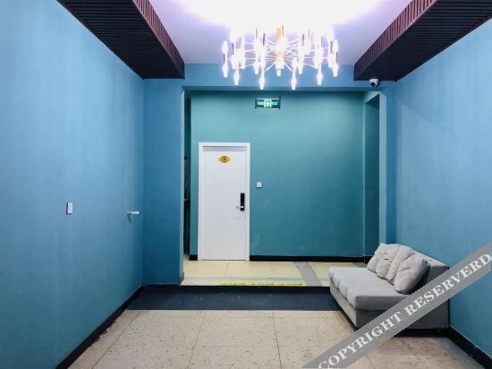 Синьсян: Yanjin Meida Express Hotel
