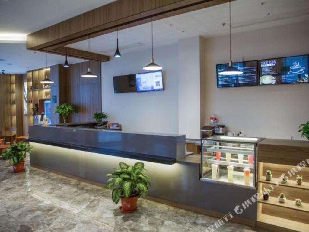 Цанчжоу: Home Inn UP Huayi Selected Hotel (Huanghua Zhongjie Branch)