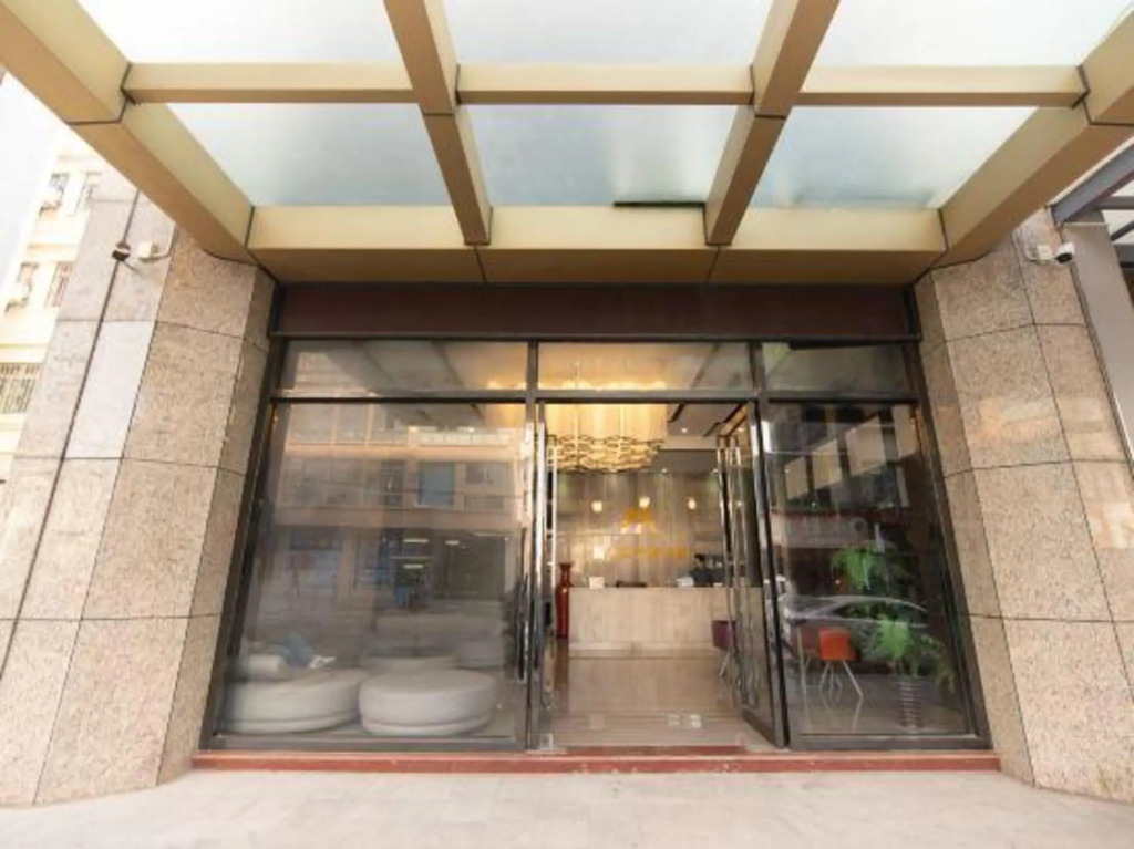 Чжуншань: Smiley Hotel apartment (Nakhon long central store, Zhongshan) ,