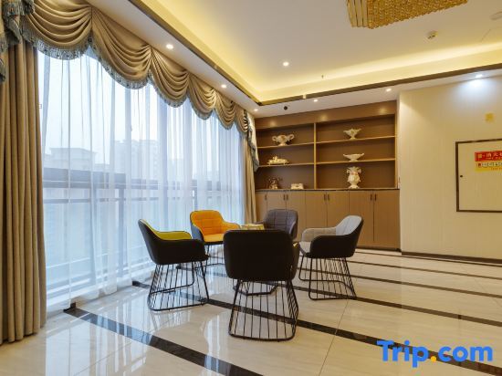Чунцин: Yiyun International Hotel Apartment