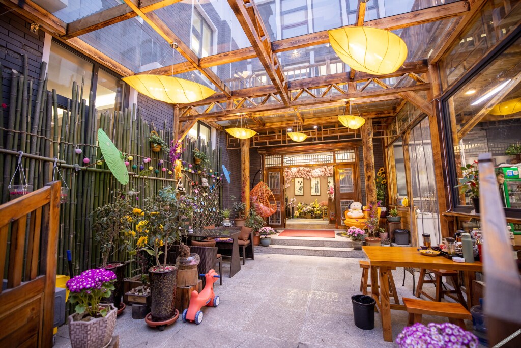Лоян: Laojun Mountain Flower Bank Mountain Residence Inn