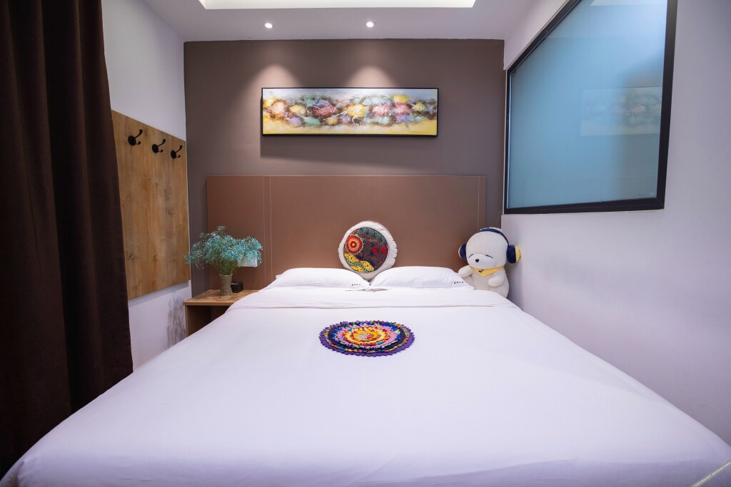 Лоян: Laojun Mountain Flower Bank Mountain Residence Inn