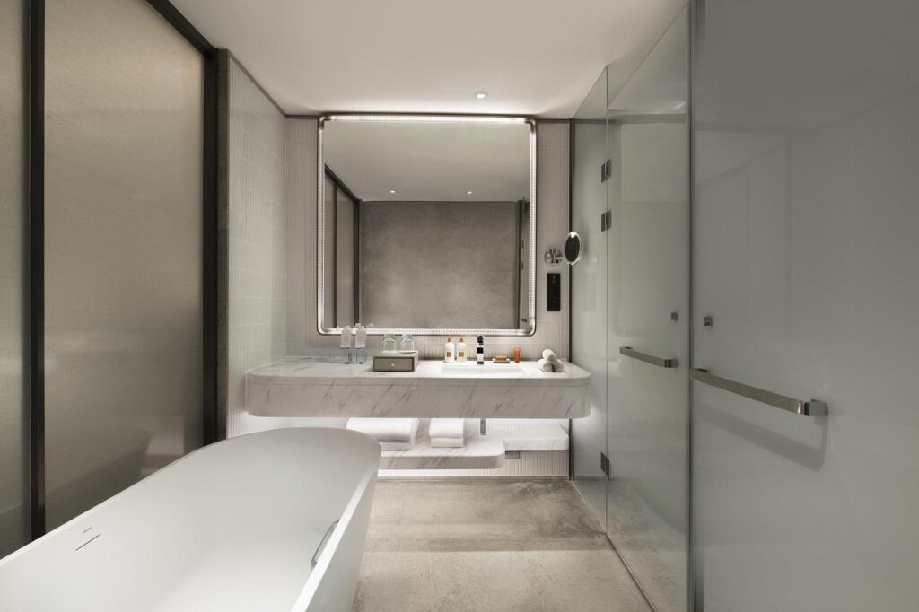 Ухань: Crowne Plaza Wuhan Optics Valley, an IHG Hotel