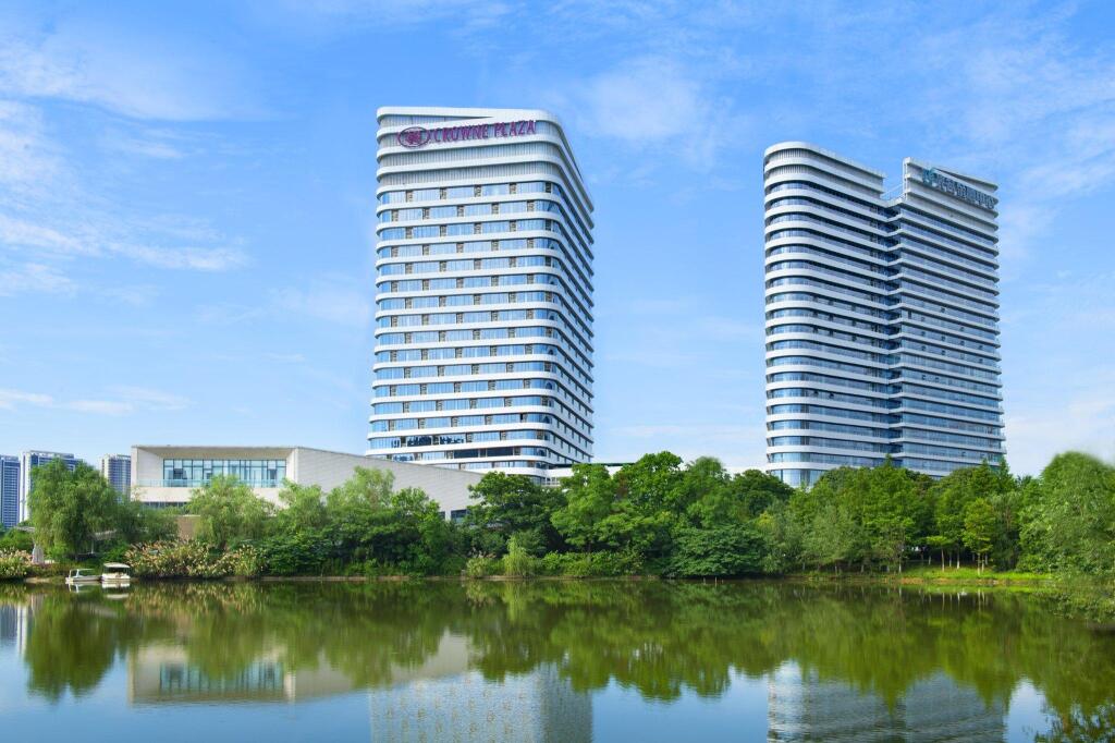 Ухань: Crowne Plaza Wuhan Optics Valley, an IHG Hotel