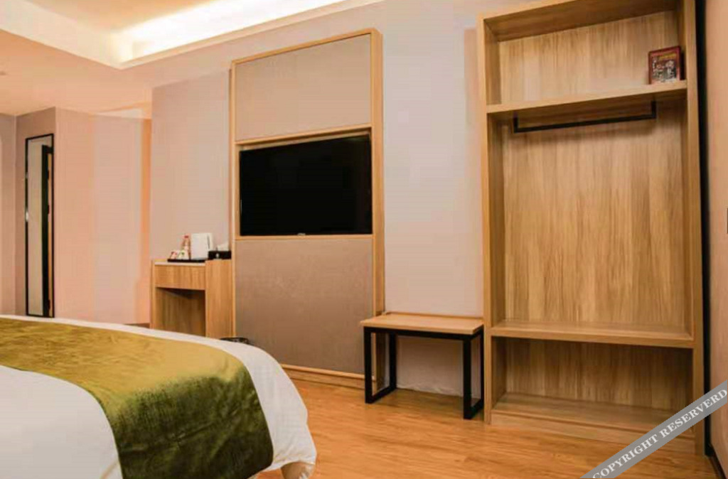 Фуян: Green Tree Inn (Fuyang Oriental Pearl Store)