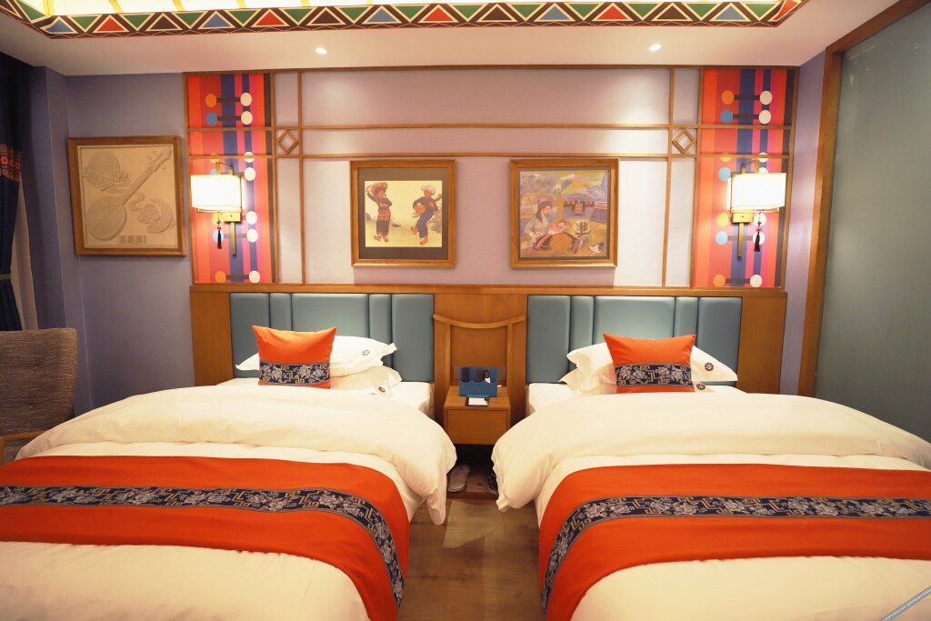 Вэньшань: 56 Nationalities Hotel
