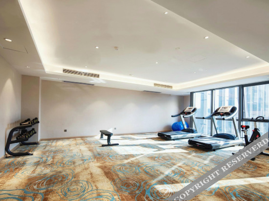 Наньян: Dengzhou Ruihua Pengyi Hotel