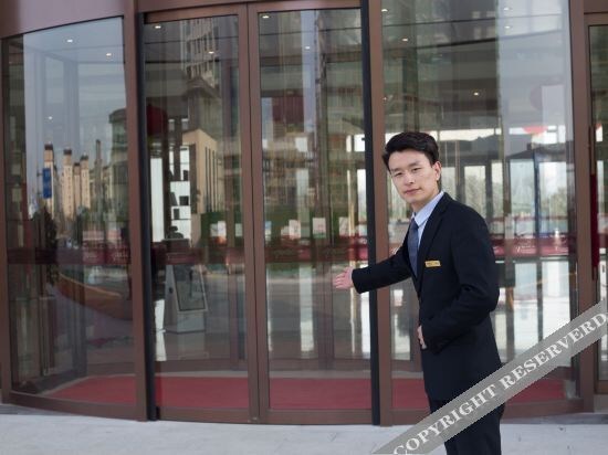 Наньян: Dengzhou Ruihua Pengyi Hotel