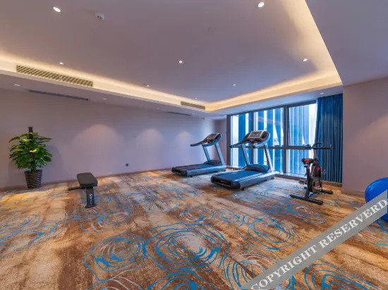 Наньян: Dengzhou Ruihua Pengyi Hotel