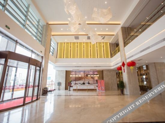 Наньян: Dengzhou Ruihua Pengyi Hotel