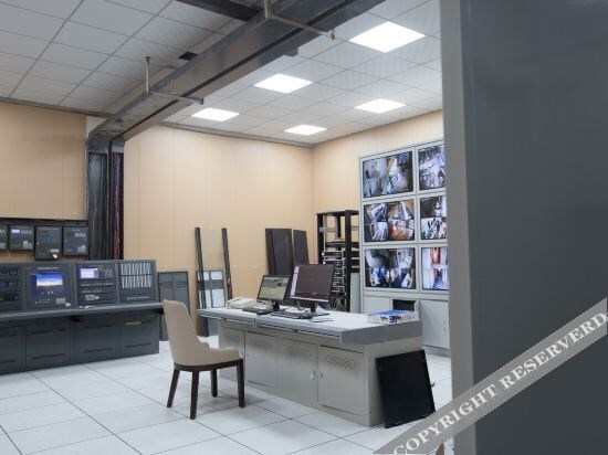 Наньян: Dengzhou Ruihua Pengyi Hotel