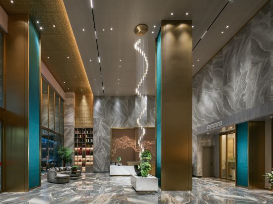 Йиян: Daems Grand Hotel(Yuanjiang Rainbow island)
