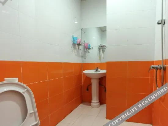 Ляньюньган: Home Inn Huaxuan Hotel (Yiguanlan International Shop)