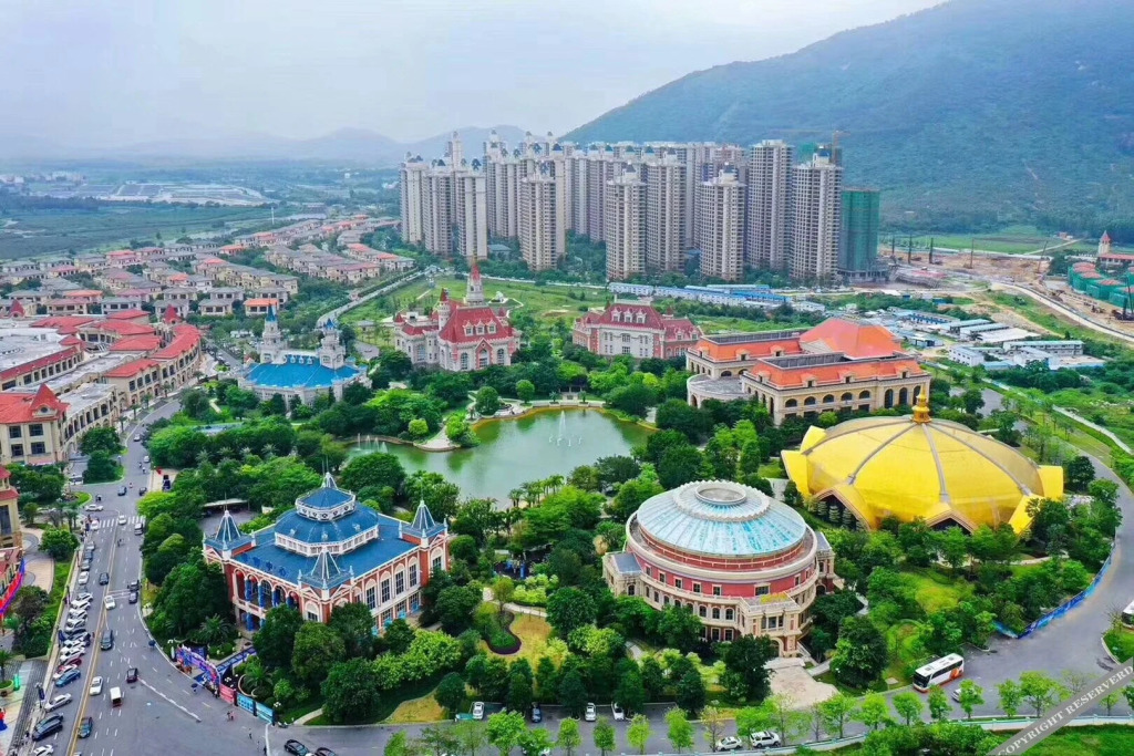 Янгиианг: Yangjiang Hailing Island Chunnuan Huakai Apartment