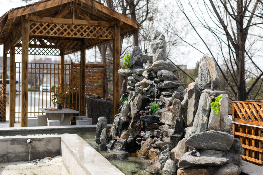 Вэйнань: Floral Hotel · Yueshan residence (Huashan tourist center)
