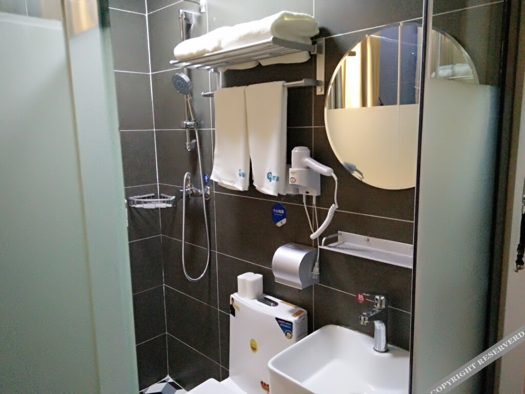 Лянфан: 99 Xinbiao Hotel(Langfang Teachers College Store)