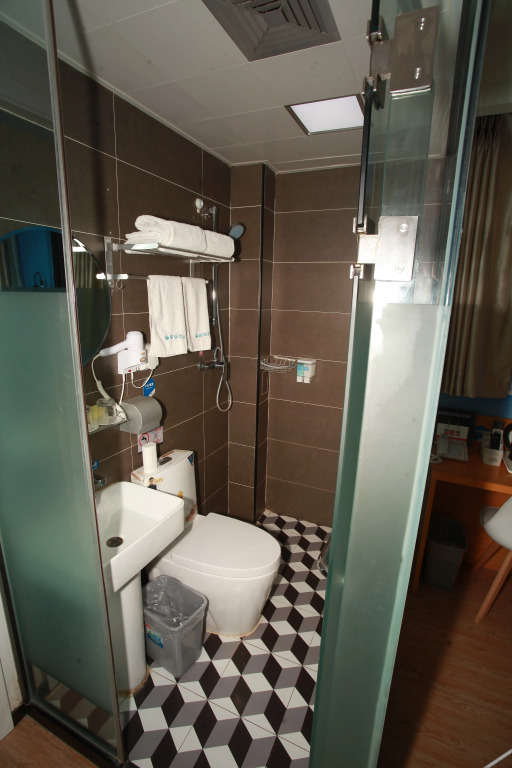 Лянфан: 99 Xinbiao Hotel(Langfang Teachers College Store)