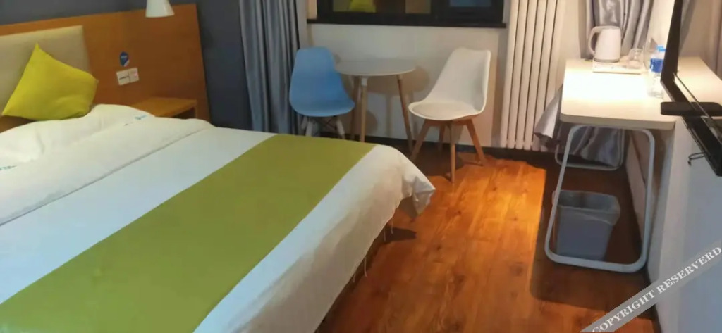 Лянфан: 99 Xinbiao Hotel(Langfang Teachers College Store)