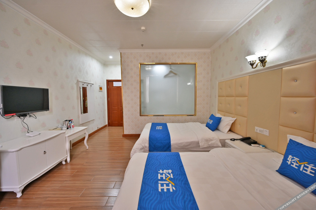 Луань: Ruyi hotel