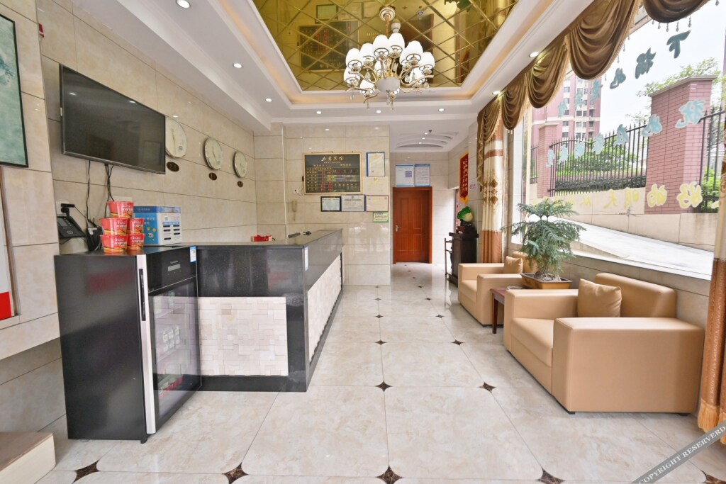 Луань: Ruyi hotel
