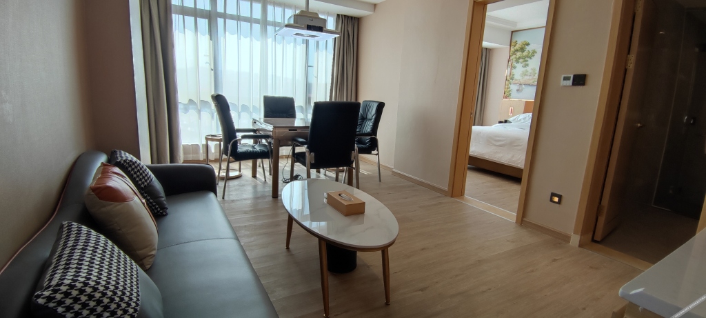Хойчжоу: Vienna 3 Best Hotel (Huizhou Sandong High-speed Railway South Station Branch)
