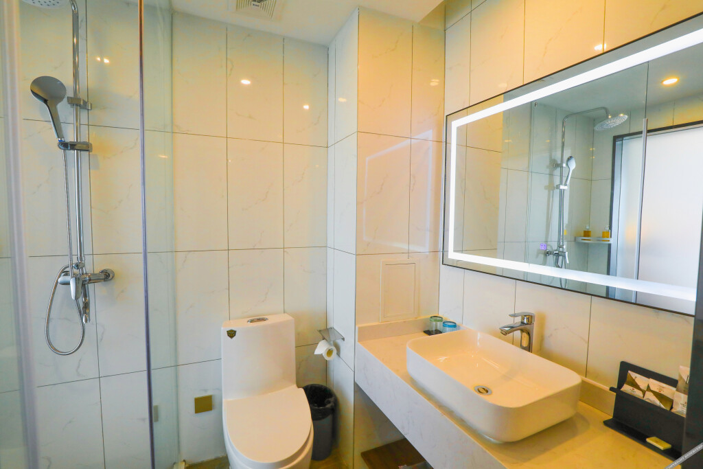 Цзинин: Borrman Hotel  (Yankuang Donghua Branch, West Outer Ring Road, Zoucheng)