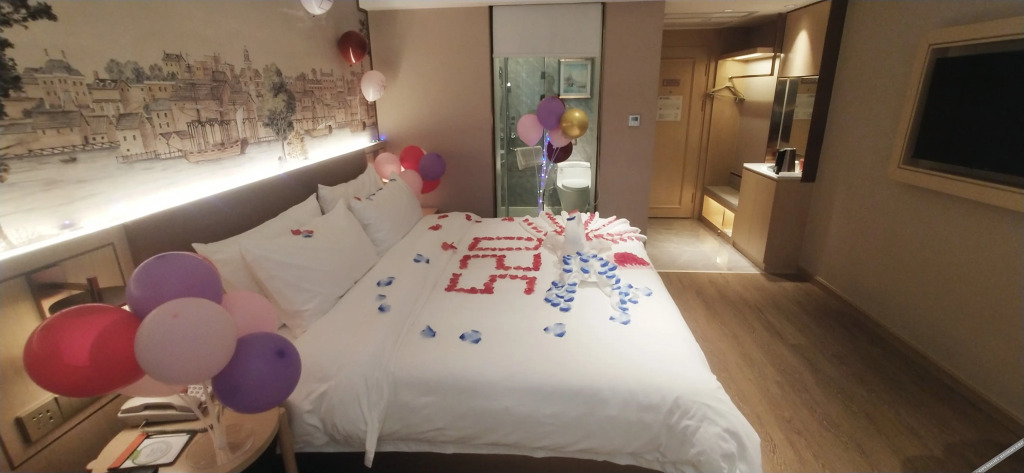 Хэчжоу: Vienna Hotel (Hezhou Xindu)
